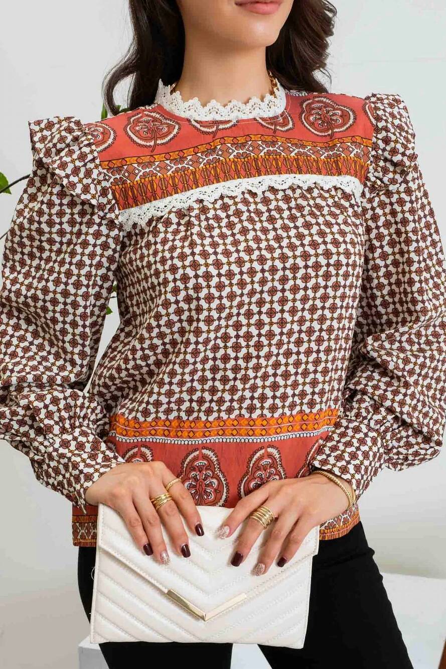 NEW BLU PEPPER geometric long sleeves blouse in ivory multi